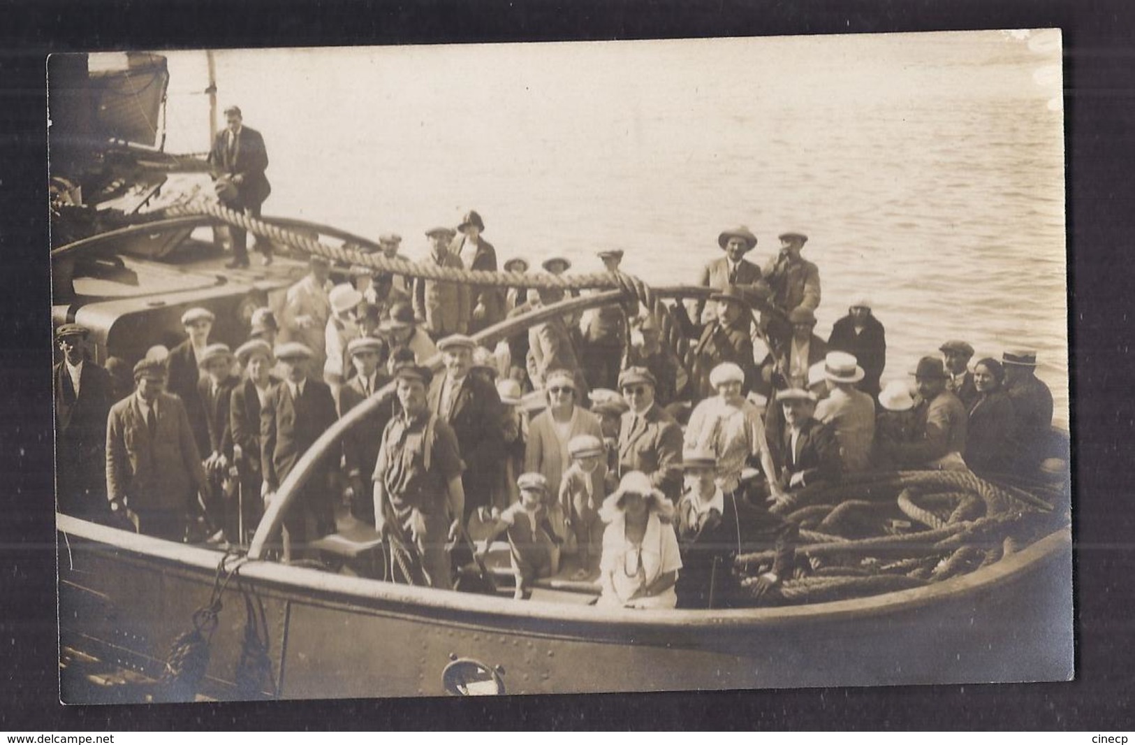 CPA PHOTO 76 - LE TREPORT - Promenade En Mer Sur Le Vapeur " BALIDAR " - TB PLAN Bâteau ANIMATION à Bord Passagers 1925 - Le Treport