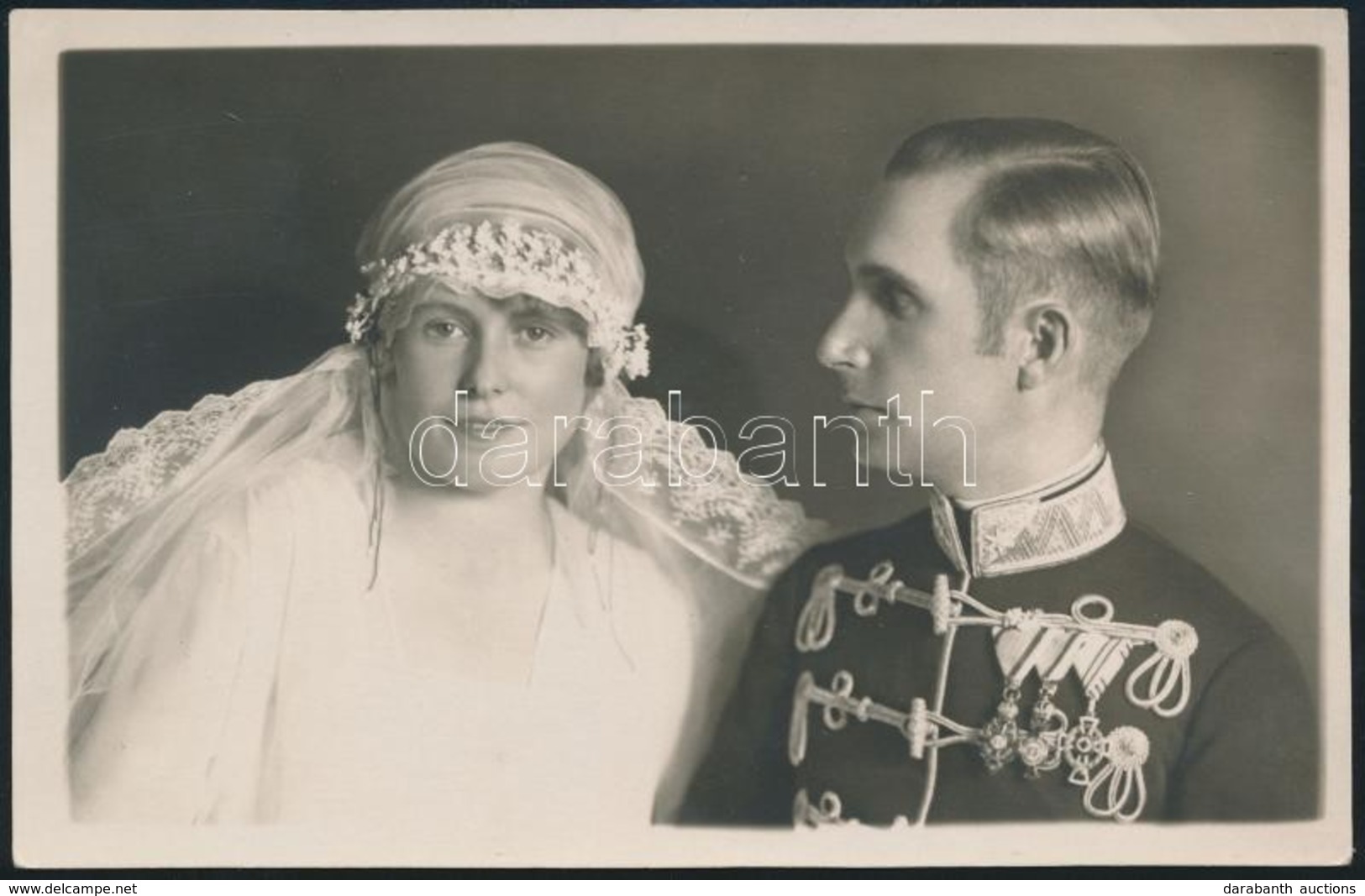 Cca 1920 Franz Géza Tábornok Tiszti Díszruhában, Kitüntetésekkel, Felesége Társaságában, Fotólap, 8,5×13,5 Cm - Other & Unclassified