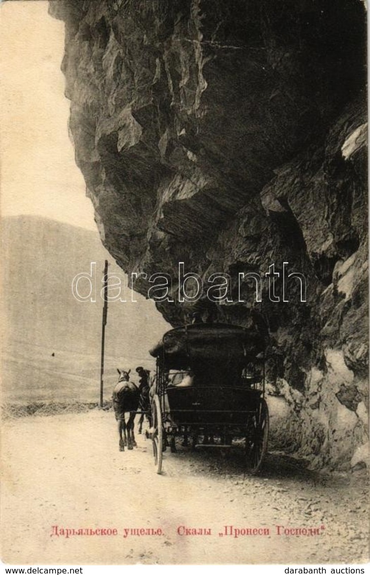 ** T2 Darial Gorge, Darialis Kheoba; Road, Rock Formation, Horse-drawn Carriage - Zonder Classificatie