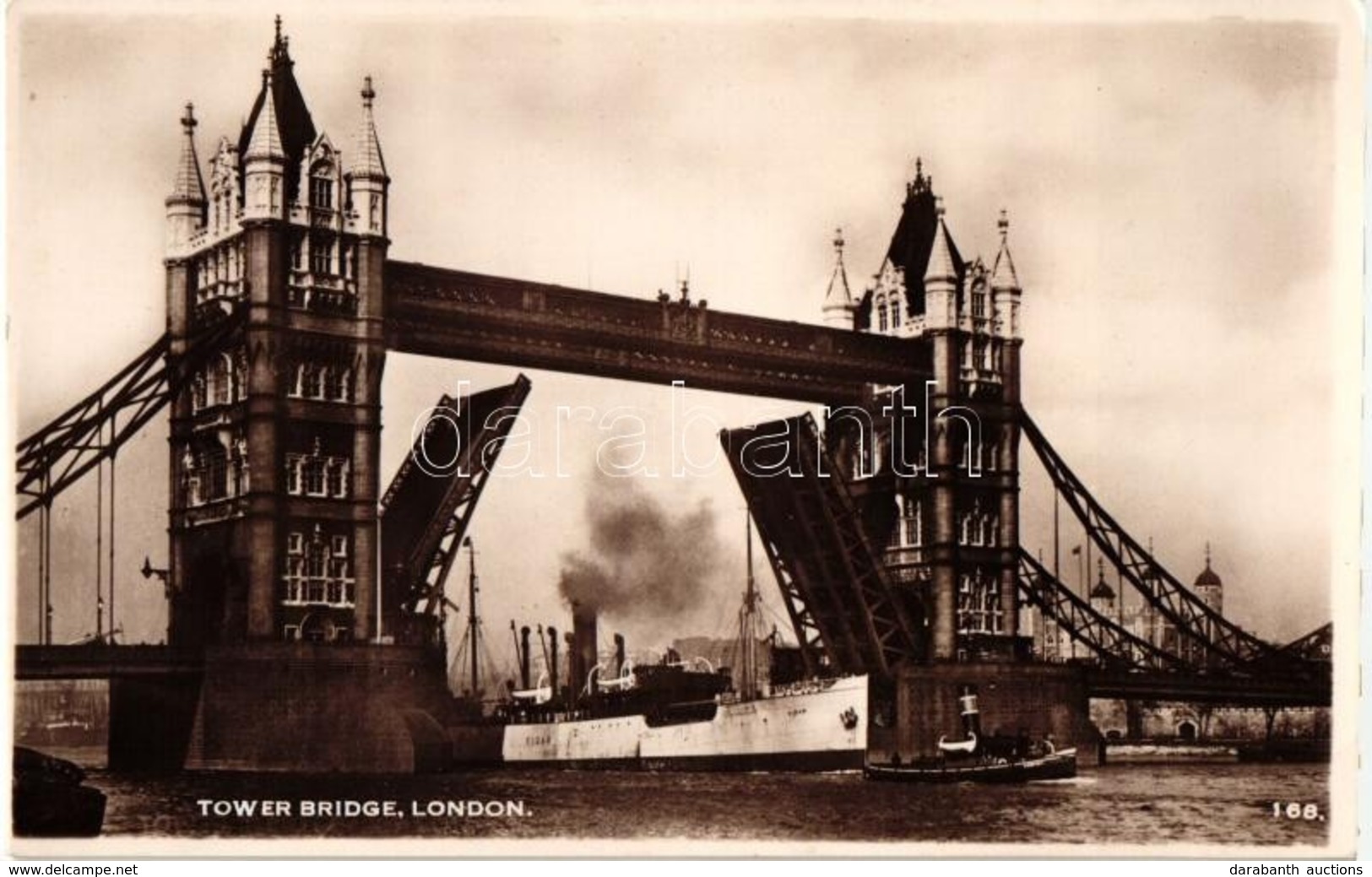 ** T1 London, Tower Bridge, SS Vidar - Unclassified