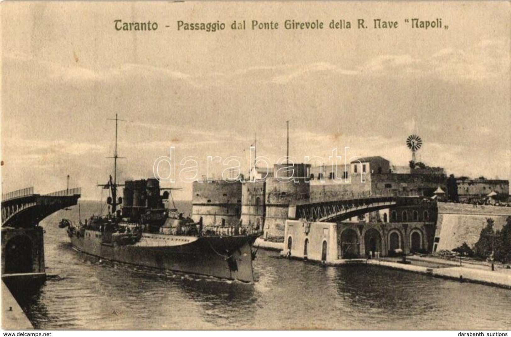 * T2 Taranto, Passaggio Dal Ponte Girevole Della R. Nave 'Napoli' / Italian Battleship 'Napoli' - Zonder Classificatie