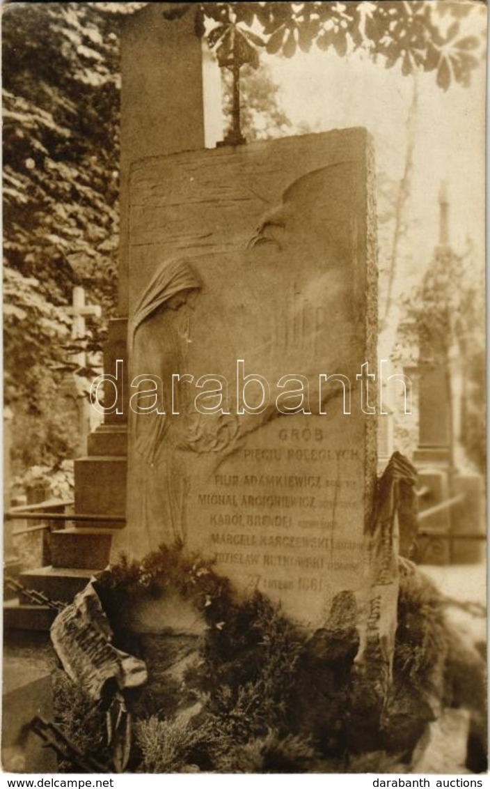 * T2 1916 Lengyel Síremlék Varsóban (a Fotó Hátoldalán Przemysl Szerepel Helyként Hibásan) / WWI Austro-Hungarian K.u.K. - Ohne Zuordnung