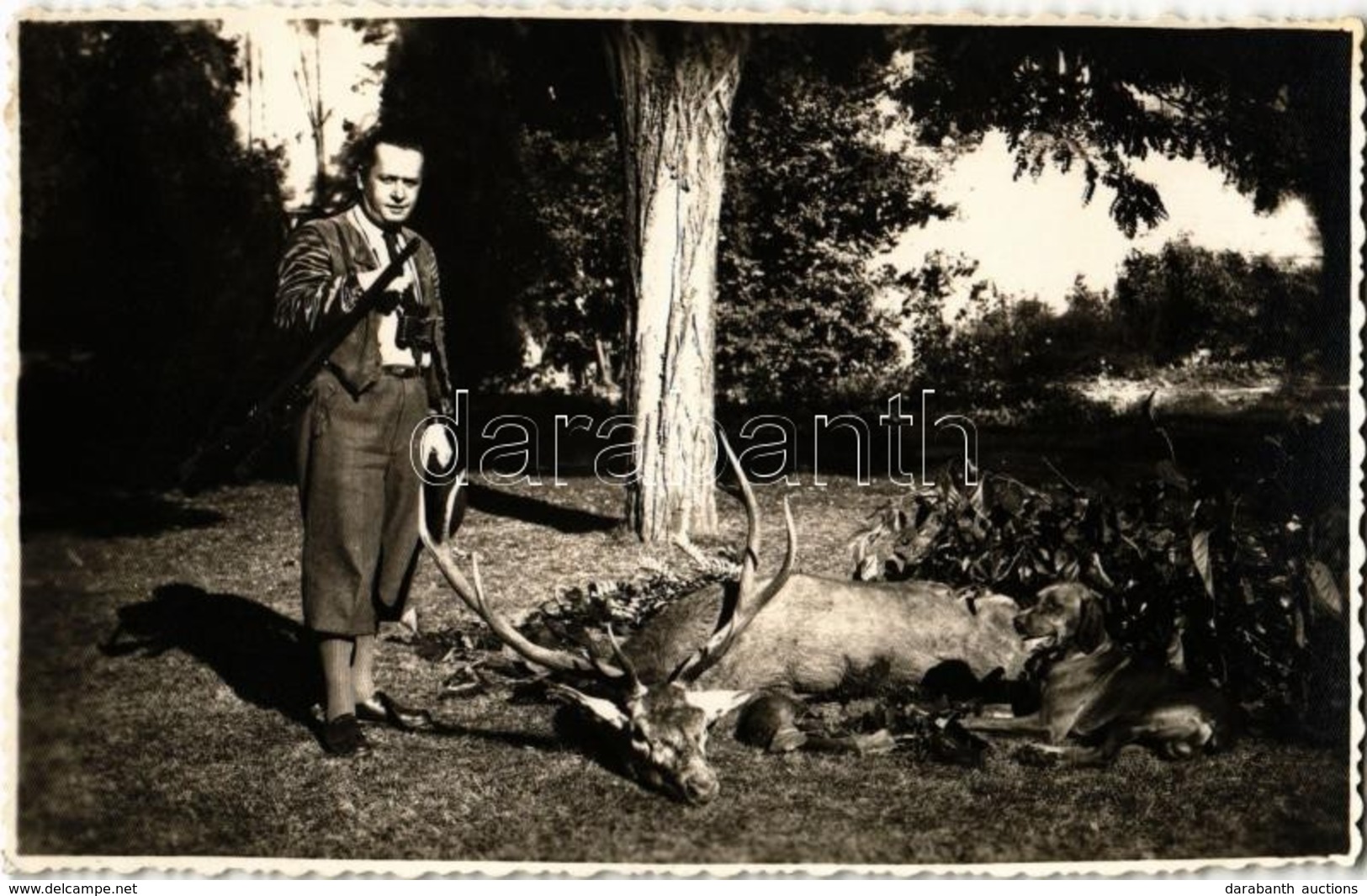 ** T1 Vadész Elejtett Szarvassal és Vadászkutyával / Hunter With Hunted Deer. Photo - Unclassified