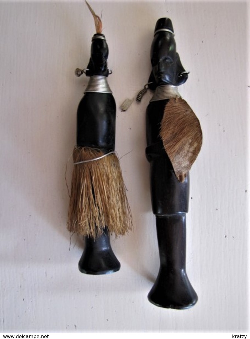 COUPLE D'AFRICAINS EN EBENE - Hauteur 18 Cm. - C7 - Legni