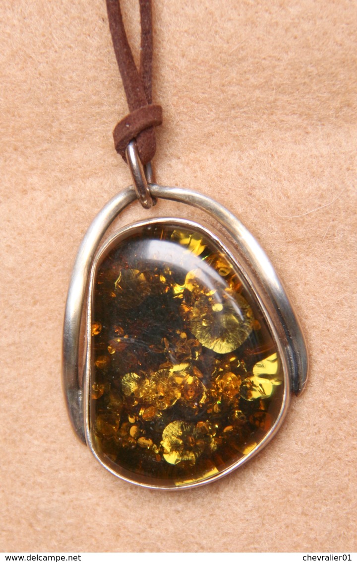 Bijoux-pendentif-36-ambre Et Argent - Pendentifs