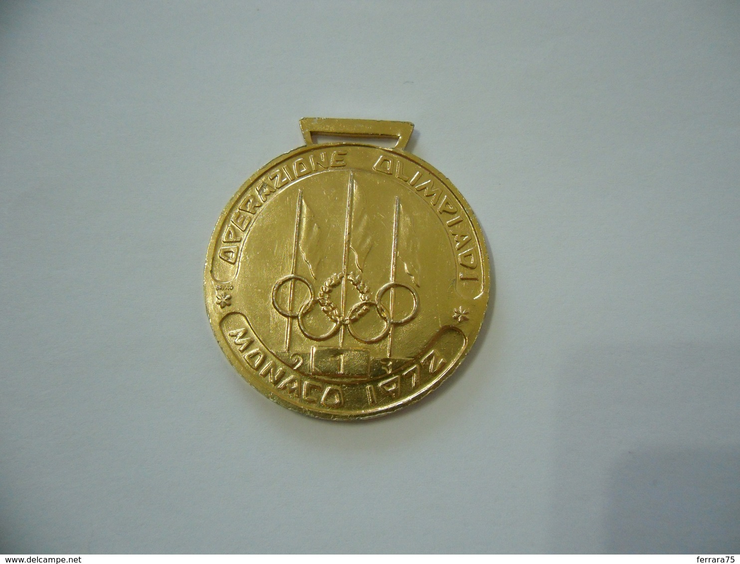 WALT DISNEY GADGET MEDAGLIA OPERAZIONE OLIMPIADI MONACO 1972. - Non Classificati