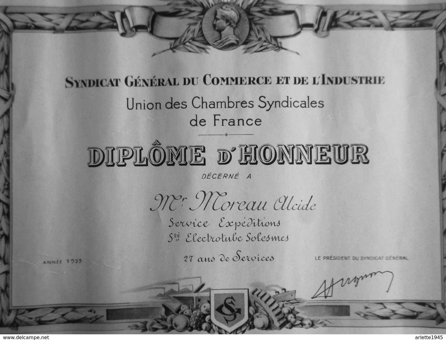 DIPLOME SYNDICAT GENERALE DE COMMERCE ET DE L'"INDUSTRIE DIPLOME D'HONNEUR 1959 - Diploma & School Reports