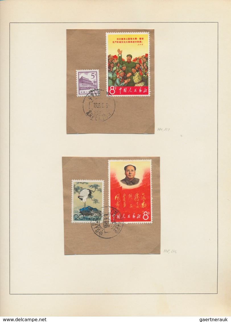 China - Volksrepublik: 1965/77, collection with many duplicates in 5 albums starting from C109, with