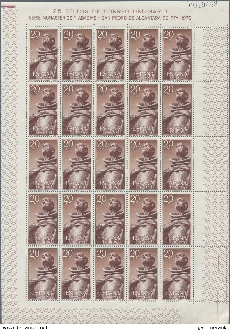 Spanien: 1962/1978, Stock Of MNH Stamps, Often In Sheets And Parts Of Sheets, In Quantities From 50 - Usados