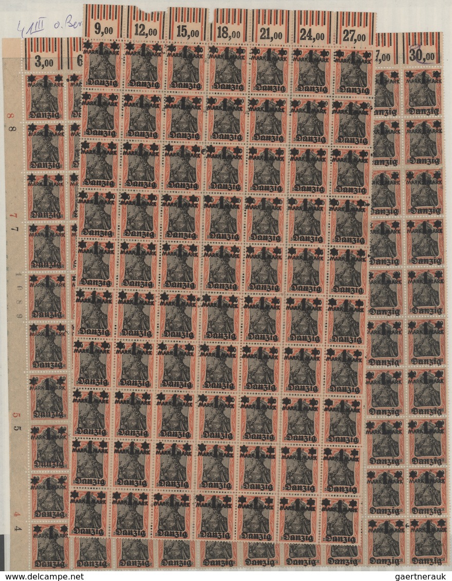 Danzig: 1920, Netzunterdrucke Nr. 27-30 in kompletten Druckbogen, dazu 595 Marken aus Nr. 26-31 und