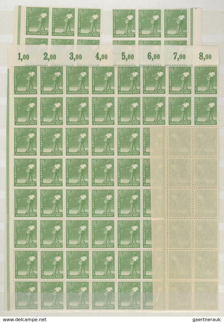 Alliierte Besetzung - Gemeinschaftsausgaben: 1946, Arbeiter 10 Pfg. Gelblichgrün Per 88mal In Bogent - Andere & Zonder Classificatie