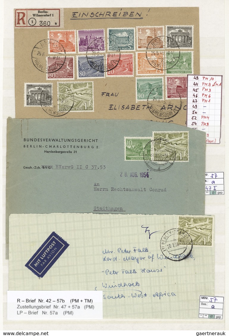 Berlin: 1949/1956, BAUTEN I, umfassende Spezial-Sammlung der PLATTENFEHLER in drei dicken Steckbüche