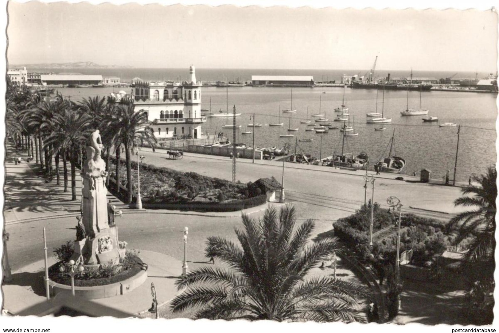 Alicante - Explanada De Espana Y Real Club De Regatas - Alicante