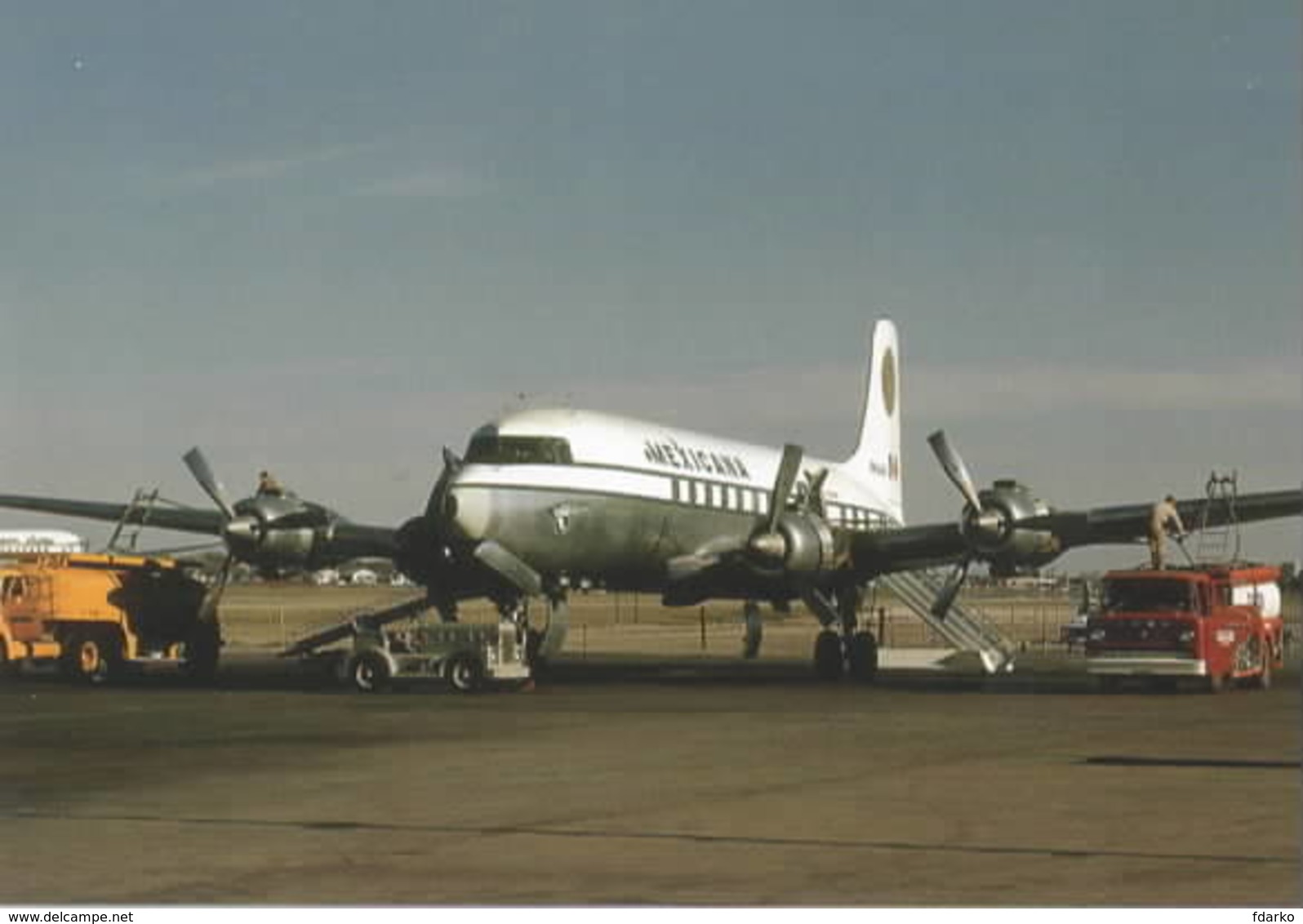 Mexicana Airlines Mexico Douglas DC-6 XA-LAU At DAL - 1946-....: Era Moderna