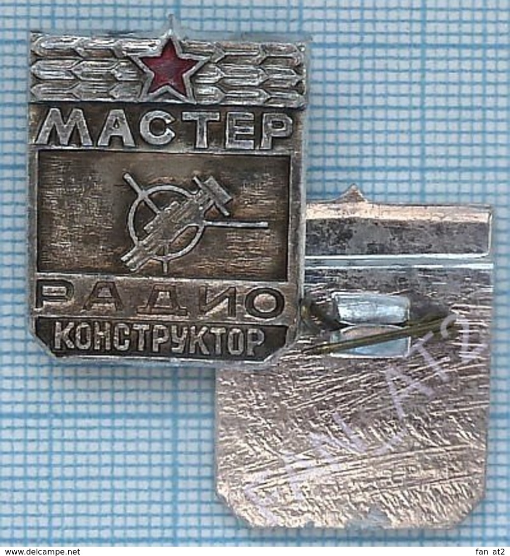 USSR / Badge / Soviet Union / Master Radio Constructor Sport Communication - Other & Unclassified