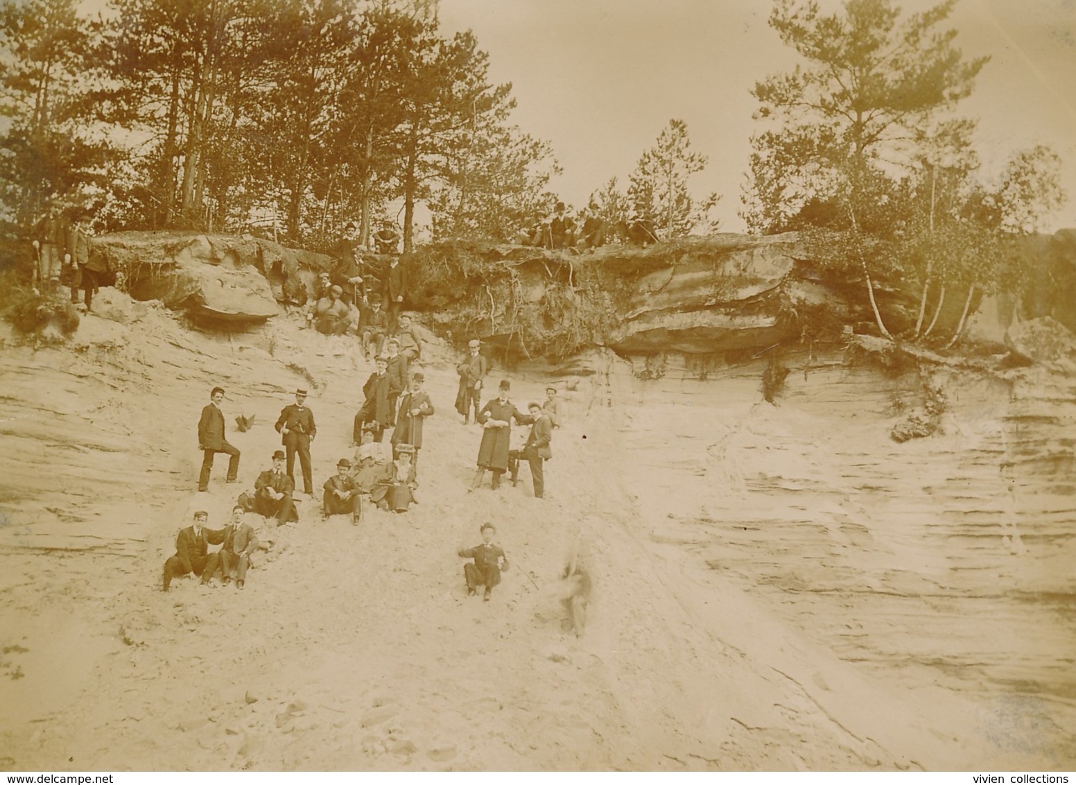 2 Photos En Forêt De Fontainebleau (77 - Seine Et Marne) Excursion De L'Union Chrétienne D'Orléans (45) Vers 1905 - Places