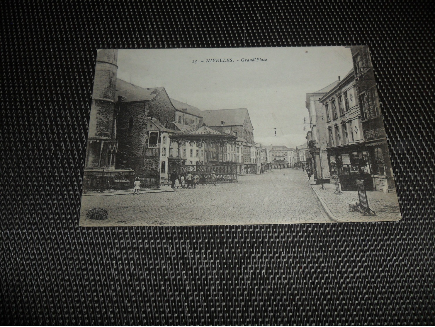 Beau lot de 20 cartes postales de Belgique       Mooi lot van 20 postkaarten van België   - 20 scans