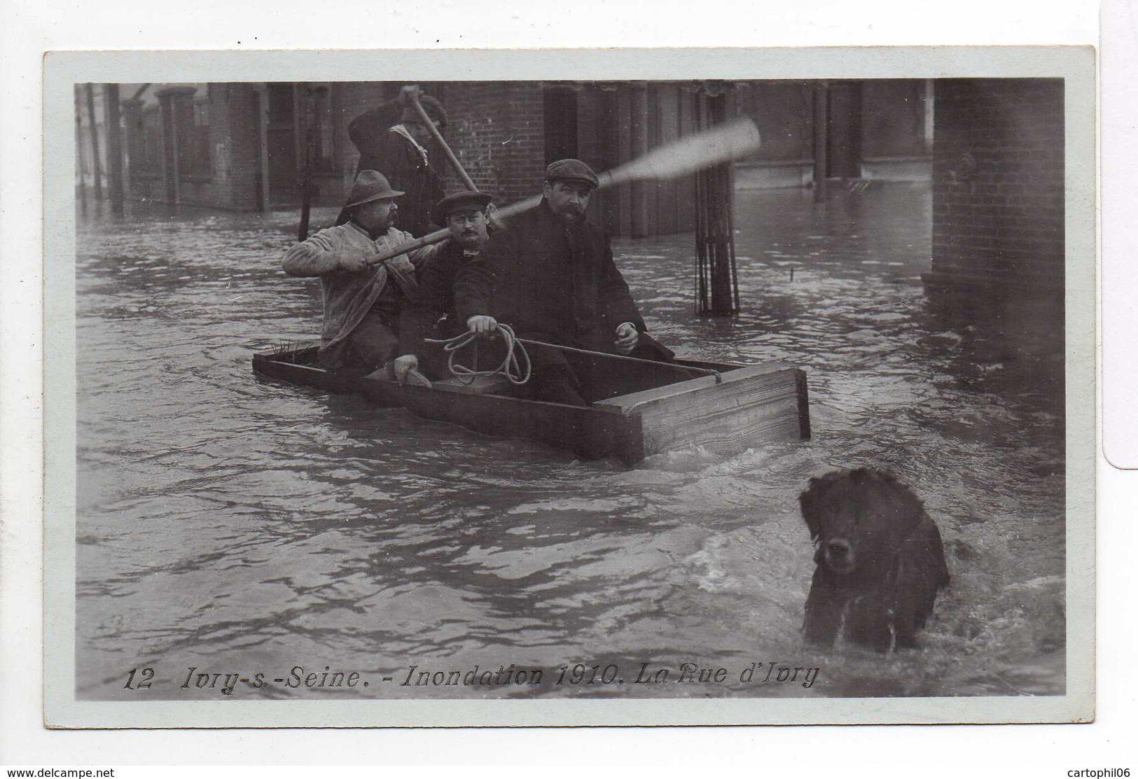 - CPA IVRY-SUR-SEINE (94) - Inondation 1910 - La Rue D'Ivry (belle Animation) - Série ROSE N° 12 - - Ivry Sur Seine