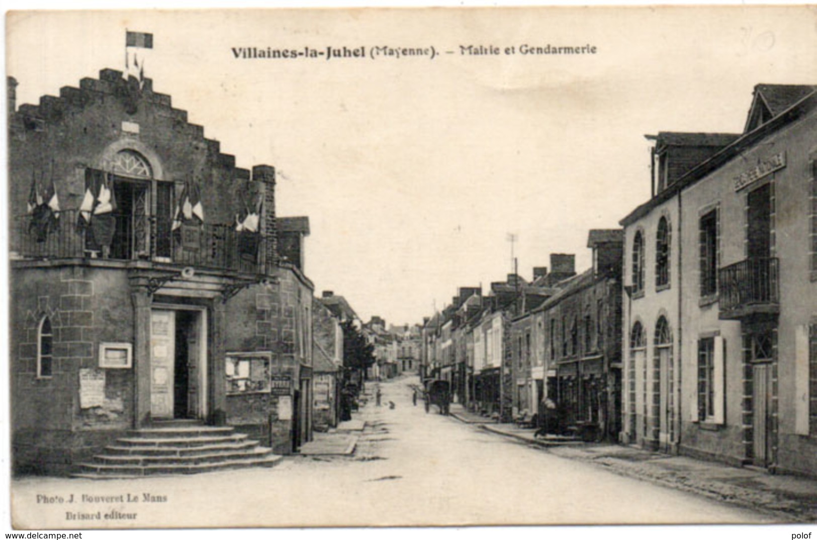 VILLAINES LA JUHEL - Mairie Et Gendarmerie   (114365) - Villaines La Juhel
