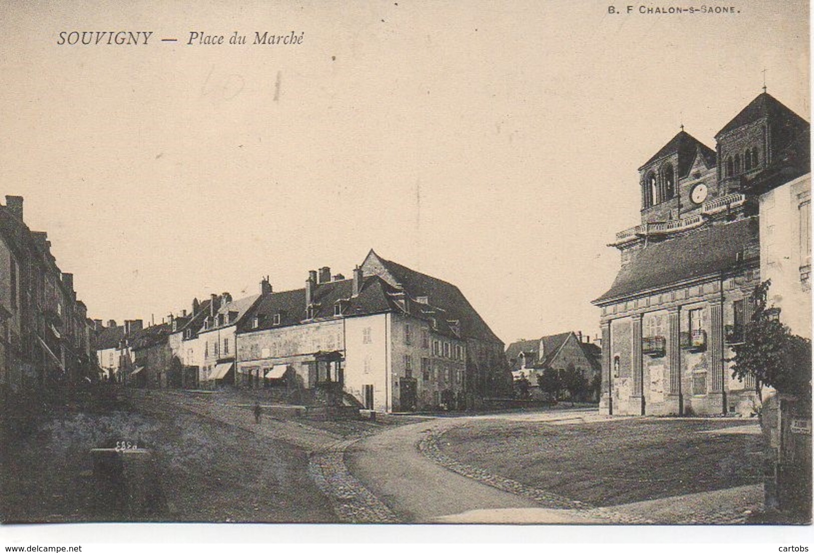 03 SOUVIGNY  Place Du Marché - Autres & Non Classés