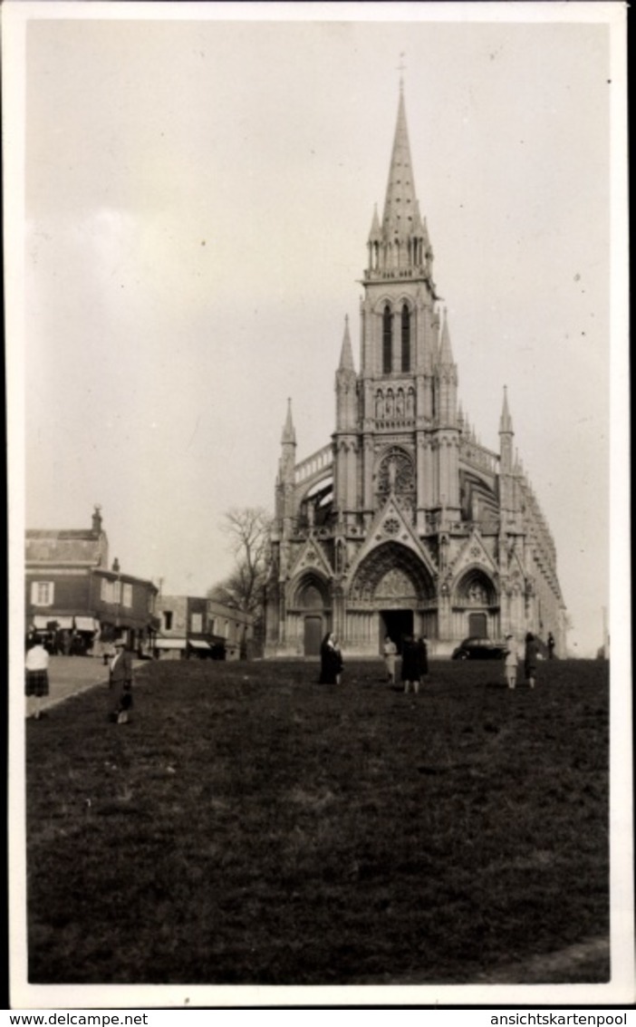 Cp Frankreich, Cathedral Of Bon Secours - Autres & Non Classés