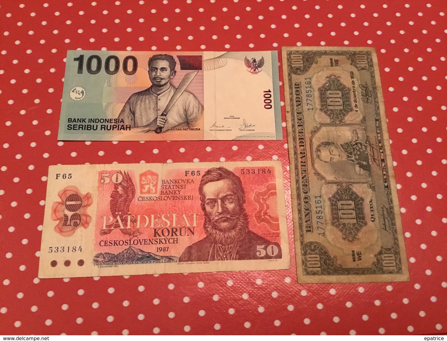 LOT DE 3 BILLETS Voir Le Scan - Lots & Kiloware - Banknotes