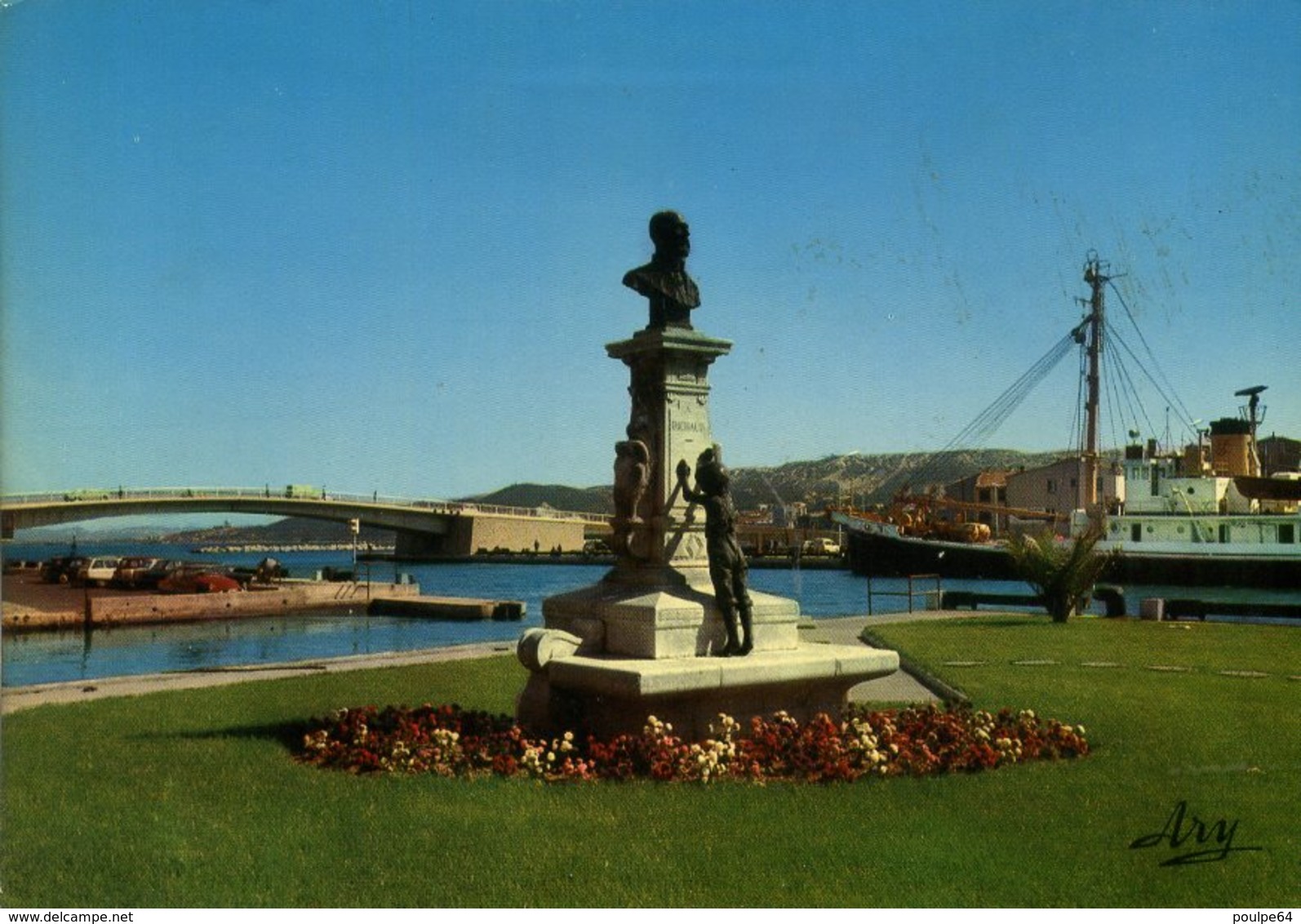 CPM - Le Quai Des Anglais Et Le Nouveau Pont - Martigues