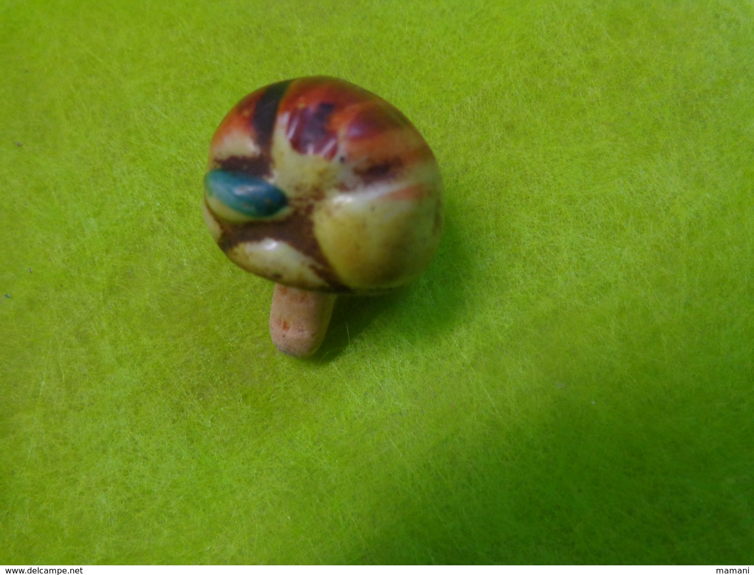 pomme en porcelaine  pour calva avec son bouchon