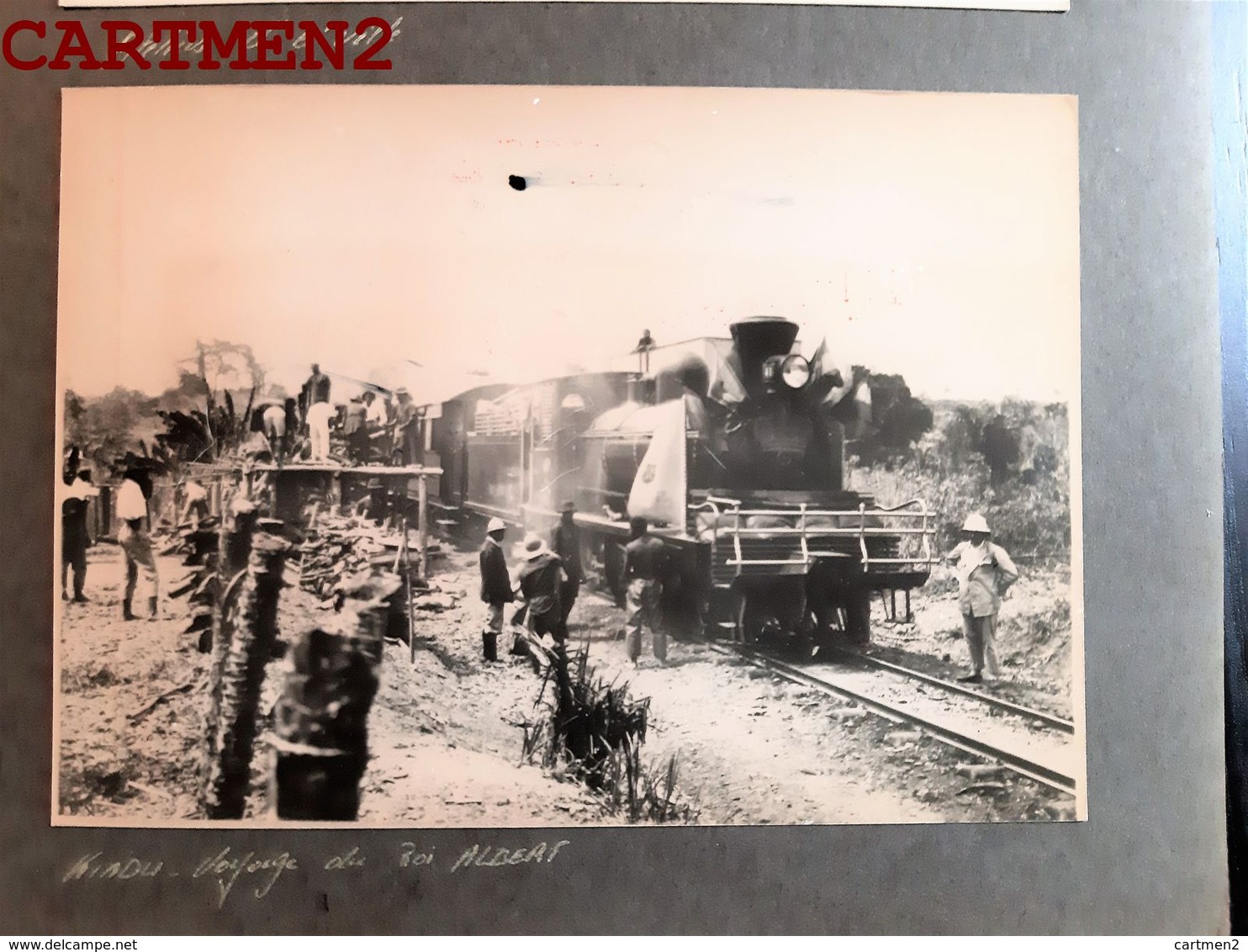 CONGO BELGE KINDU VOYAGE ROI ALBERT ATELIER TRAIN LOCOMOTIVE GARE BAHNHOF STATION AFRIQUE CHEMIN DE FER DES GRANDS LACS - Autres & Non Classés