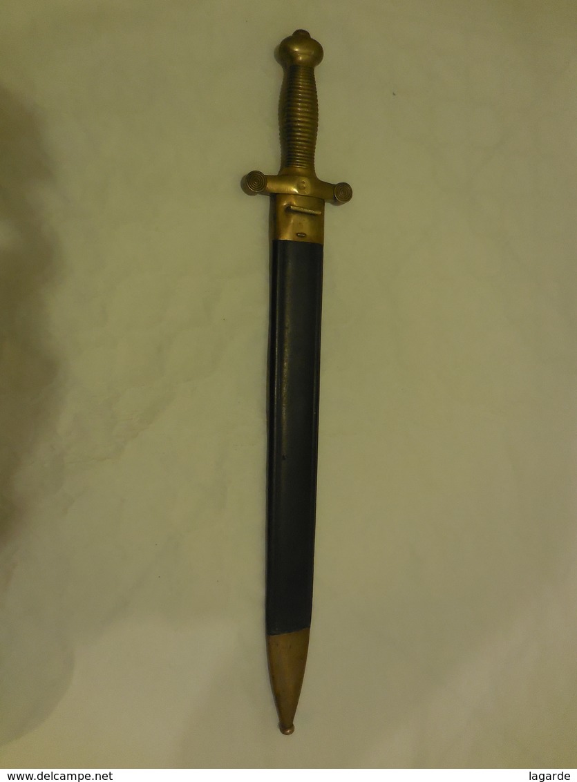 GLAIVE  DES TROUPES D' ELITE  1831   AVEC FOURREAU   ESTAMPILLE - Armes Blanches