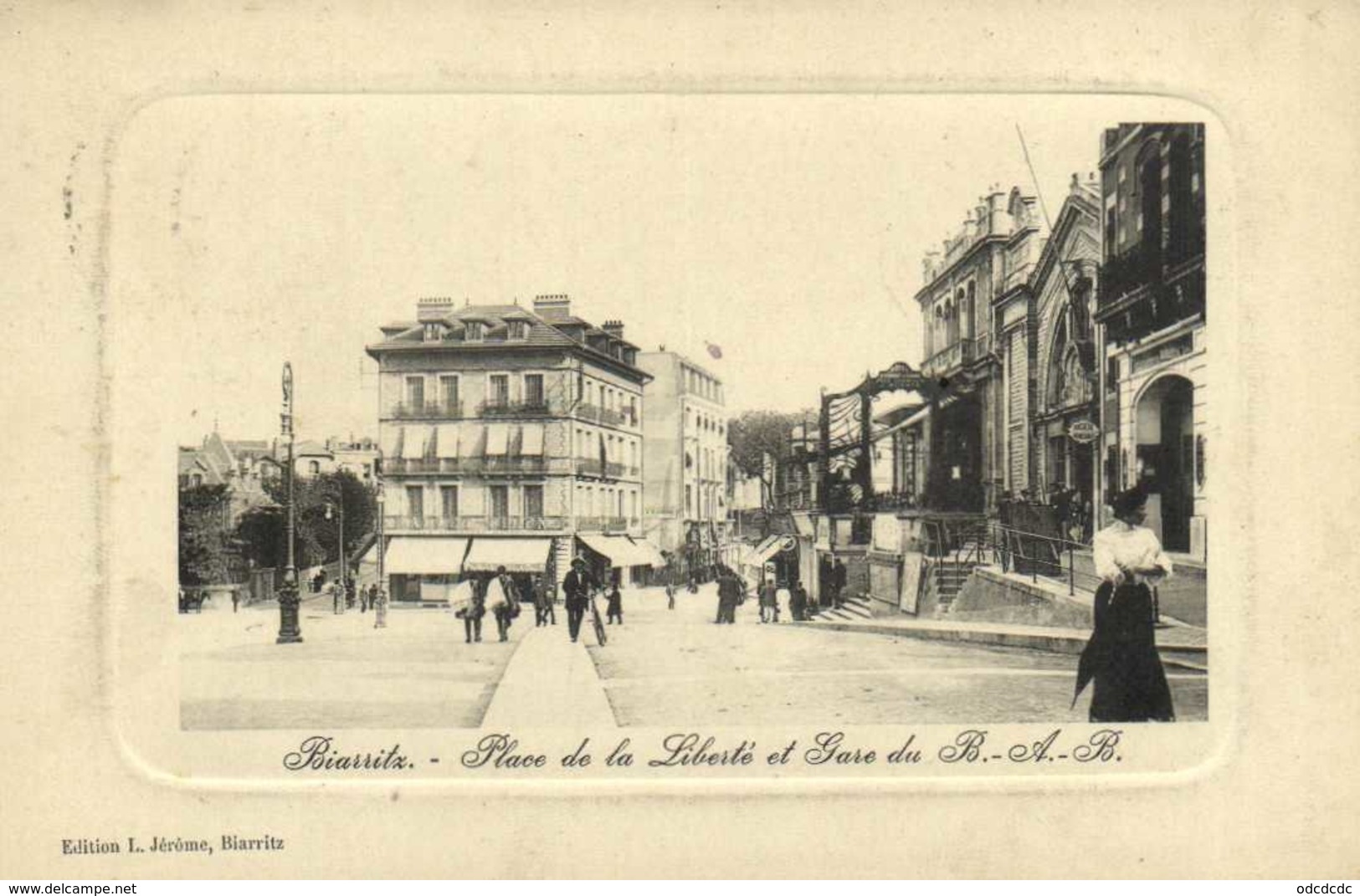 Biarritz Place De La Liberté Et Gare Du B.A. B. RV - Biarritz