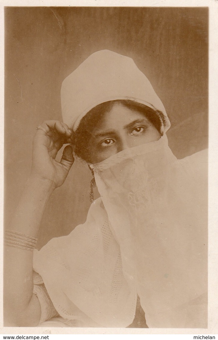 CPA  PHOTO    EGYPTE---EGYPTIAN LADY---EGYPT-HAREAM - Other & Unclassified