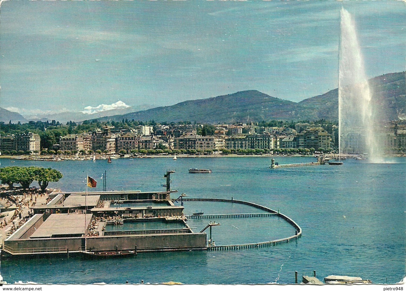 Geneve (Geneve, Svizzera) La Rade Et Le Jet D'Eau - Genève