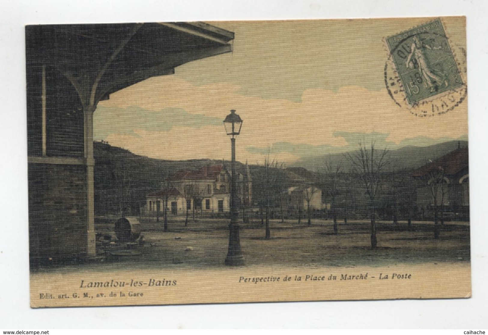 34 - LAMALOU Les BAINS - Perspective De La Place Du Marché - La Poste - Peu Courante - - Lamalou Les Bains