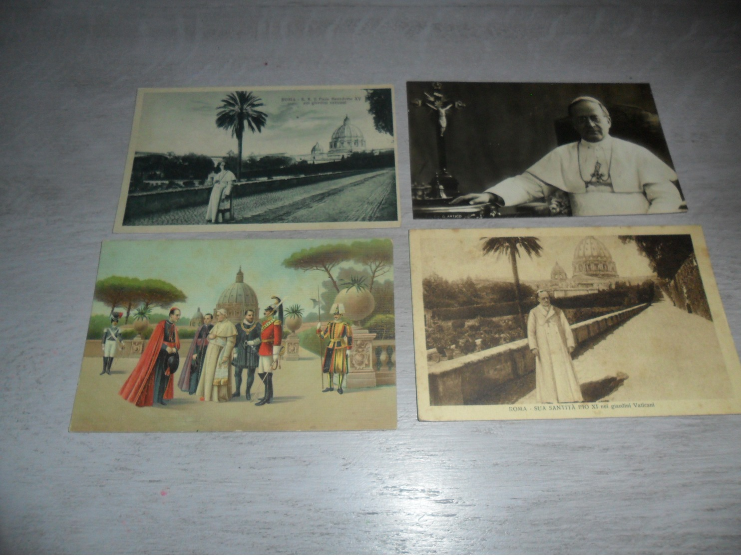 Beau lot de 60 cartes postales de papes  pape     Mooi lot van 60 postkaarten van pausen  paus  - 60 scans