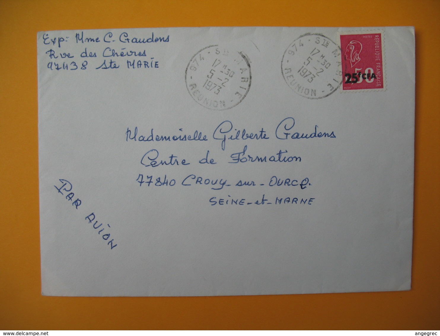 Lettre De La Réunion CFA  1973  N° 393  Marianne De Béquet De Sainte Marie  Pour La France - Covers & Documents