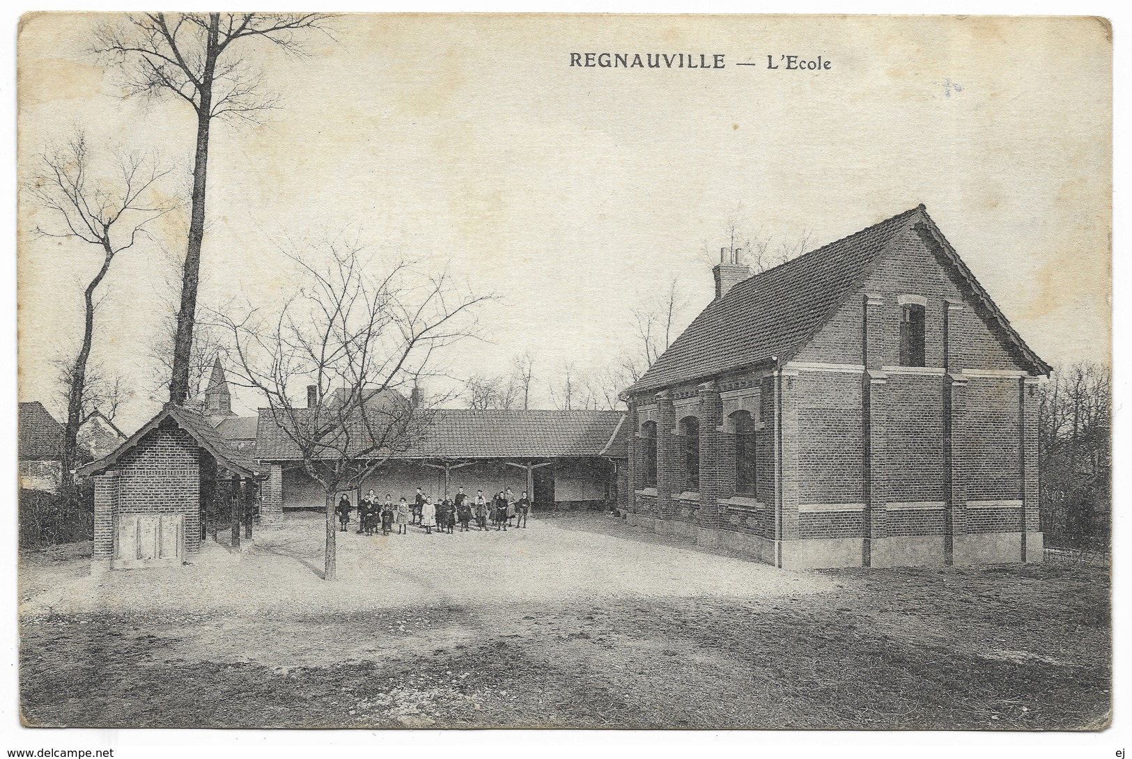 Regnauville L'Ecole C1907 - écoliers - Montreuil