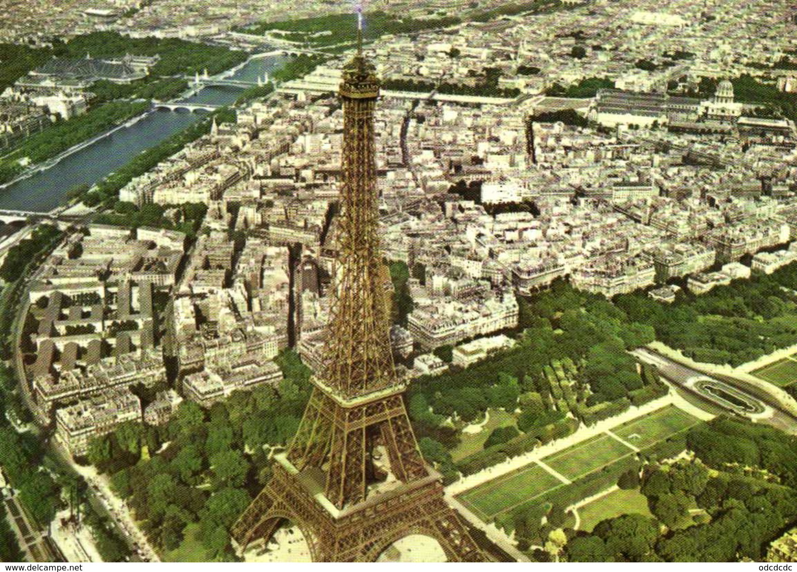 CPSM Grand Format PARIS  Vue Aérienne La Tour Eiffel Le Champ De Mars La Seine Pilote Operateur R  HENRARD RV Edit Greff - Notre Dame De Paris