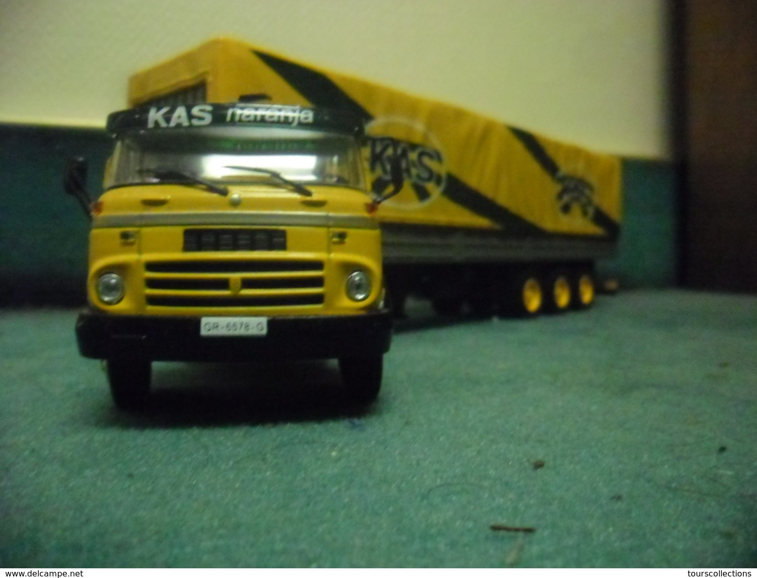 CAMION 1/43 SEMI REMORQUE KAS Tracteur BARREIROS V6 Super Azor 1965 - 1969 Et Sa Remorque Kas Naranja - Trucks