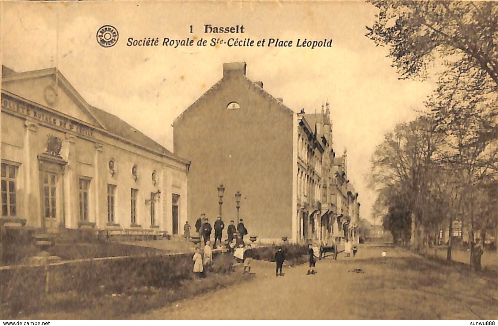 Hasselt - Société Royale De Ste Cécile Et Place Léopold (animée, 1923) - Hasselt