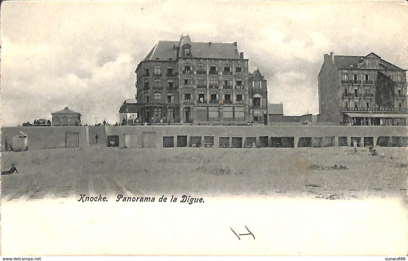 Knocke - Panorama De La DIgue (le Grand Hôtel, Dos Nu...) - Knokke