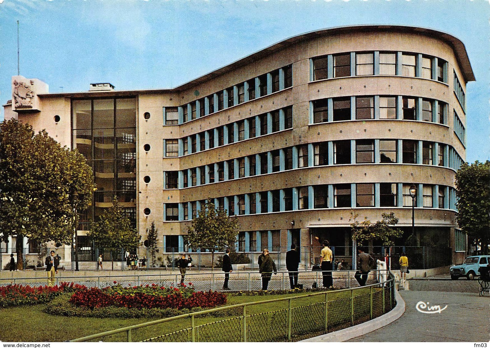 Boulogne Billancourt Lycée Renault 4L - Boulogne Billancourt