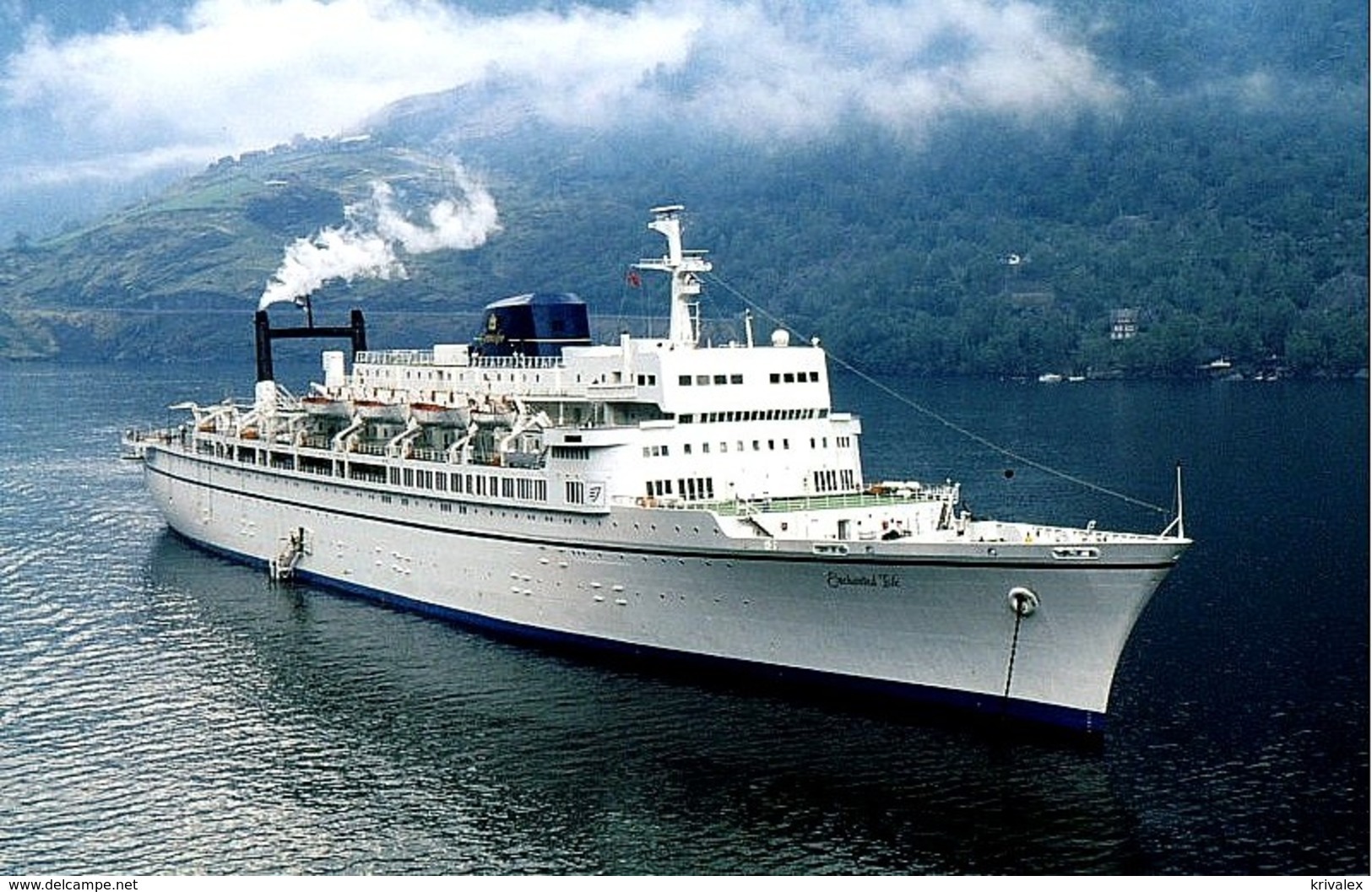 Ship Postcards - Passenger   Ship : "Enchanted Isle   "   Read Description - Altri & Non Classificati