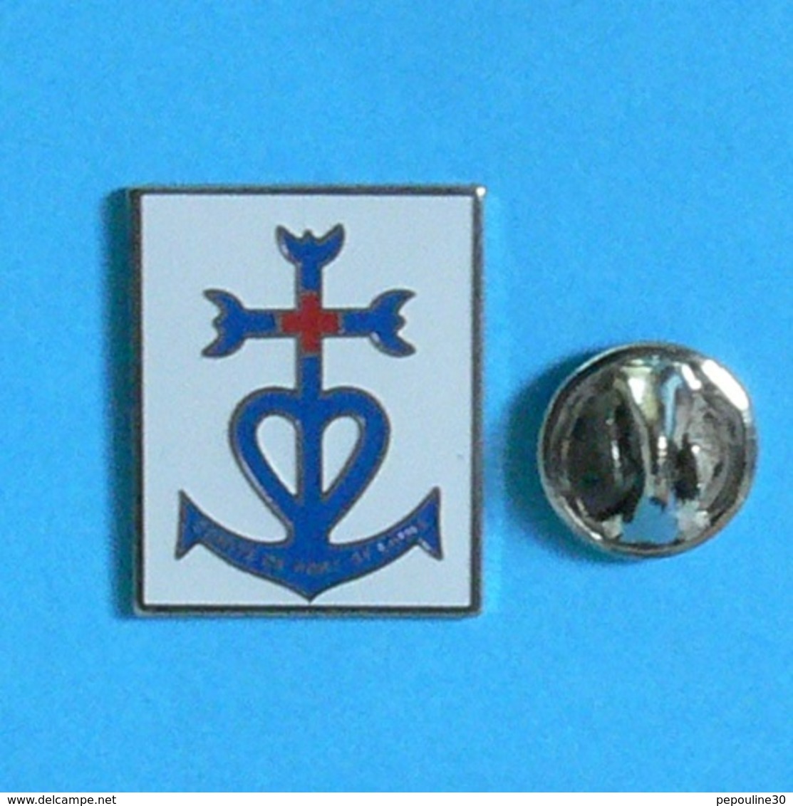 1 PIN'S //  ** CROIX CAMARGUAISE / COMITÉ DE PORT St LOUIS ** . (Vic 83) - Stierkampf