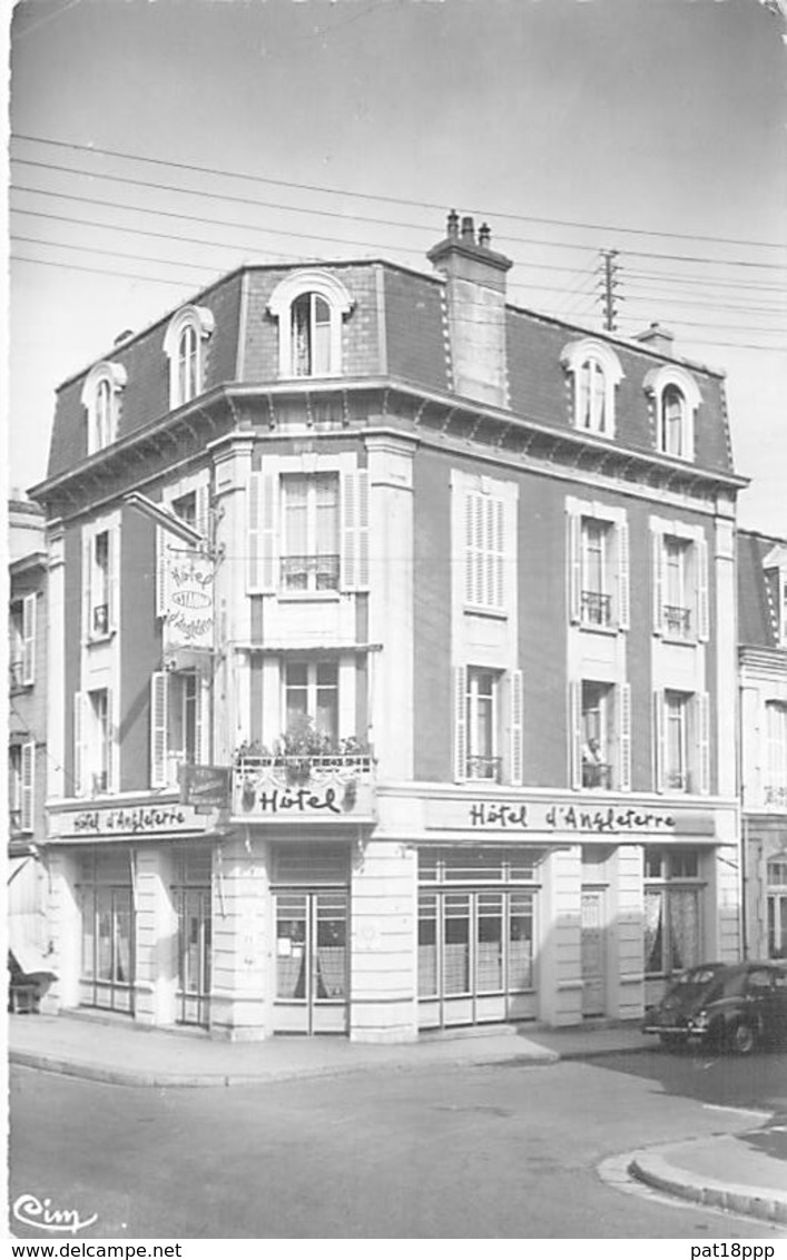 50 - GRANVILLE : Hotel Restaurant D'ANGLETERRE -  CPSM Dentelée Noir Blanc Format CPA - Manche - Granville