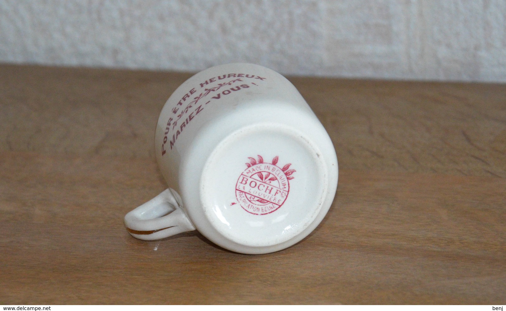 Tasse En Porcelaine Souvenir Du Goûter Matrimonial De Trazegnies 1955 (Boch) - Cups