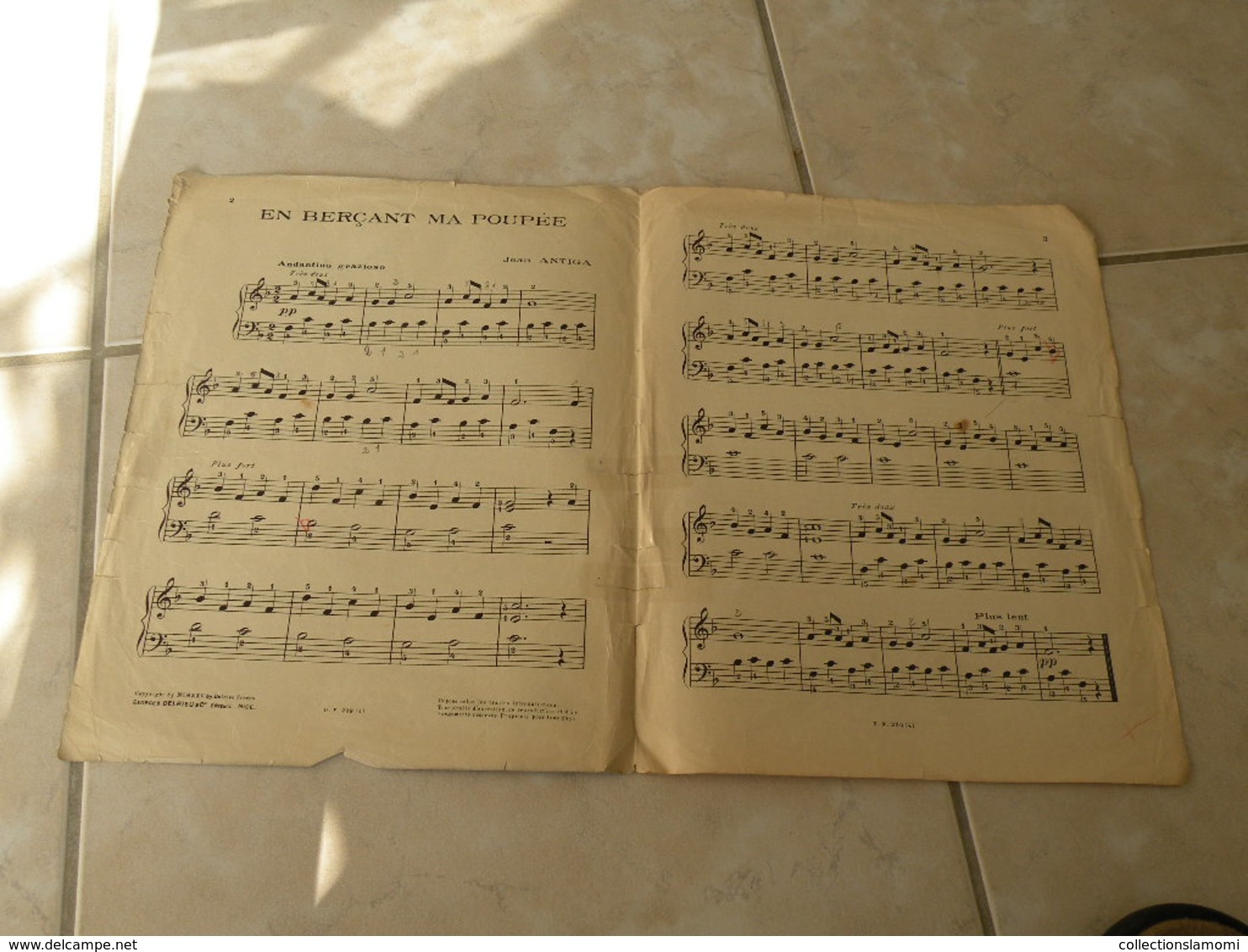 En Berçant Ma Poupée -(Musique Jean Antiga)- Partition (Piano) 1935 - Strumenti A Tastiera
