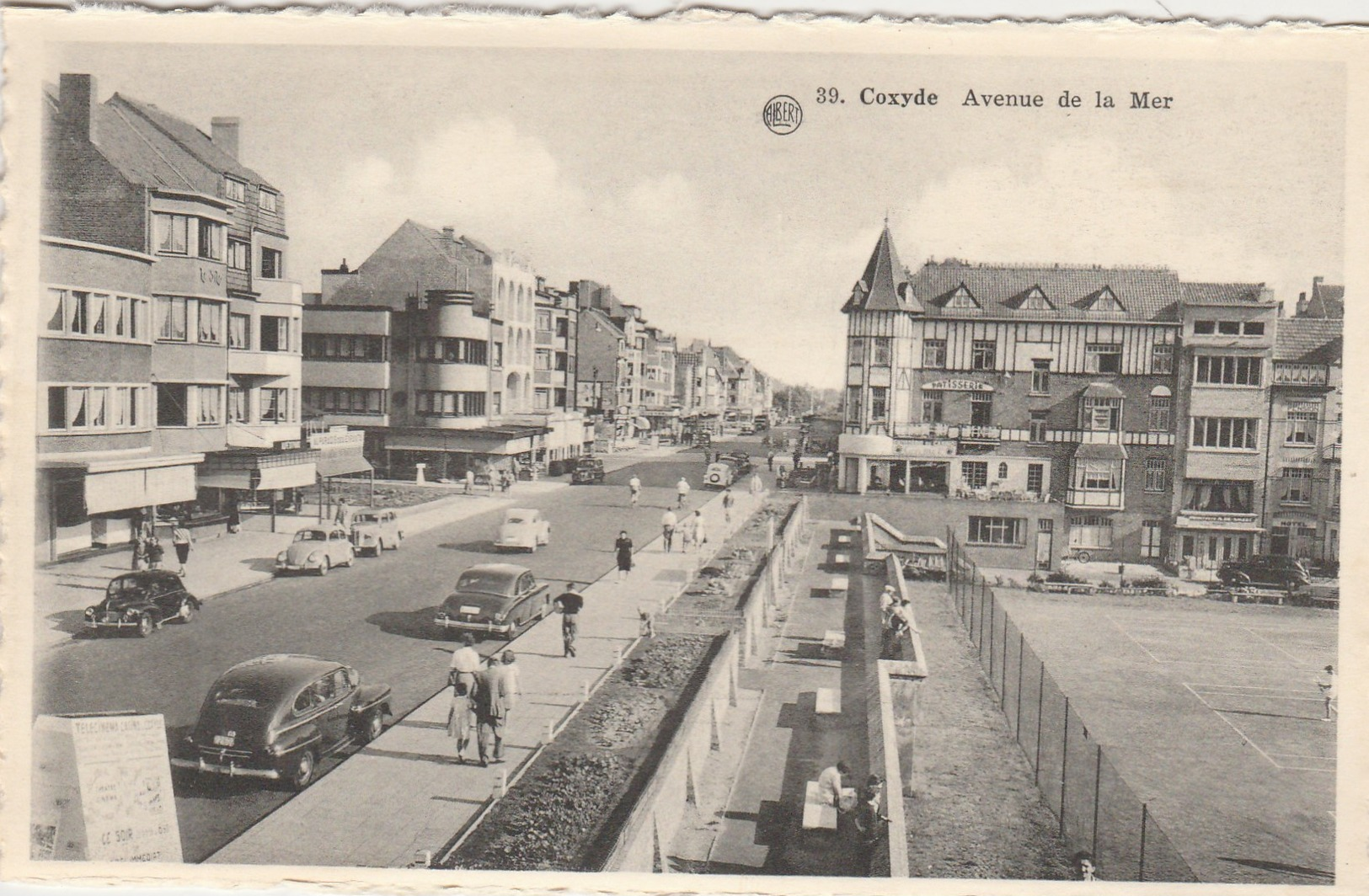 Coxyde , Koksijde: Avenue De La Mer , (  Albert  , N° 39 ) ( Auto : VW Coccinelle ,renault , ........ - Koksijde