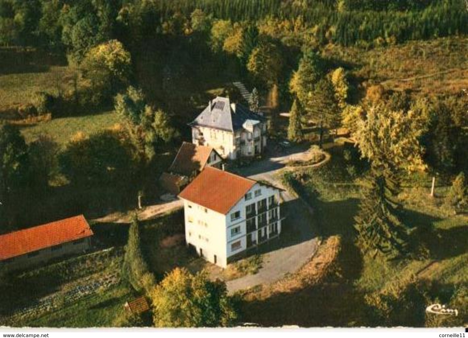 88 - SENONES - "LA LOUVIÈRE" MAISON DE REPOS - VUE AÉRIENNE - Senones