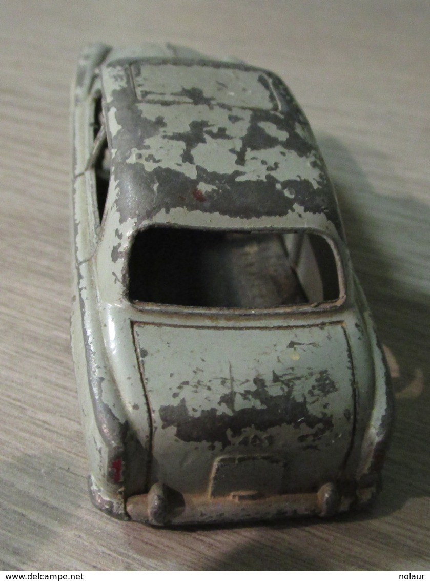 Peugeot 403 - Dinky Toys - 1/43 - Dinky